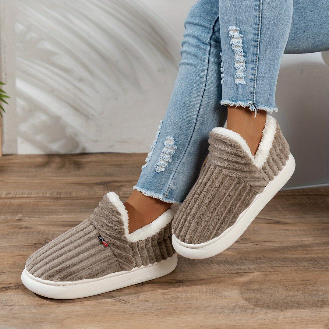 Molly | Plush Indoor–Outdoor Slippers
